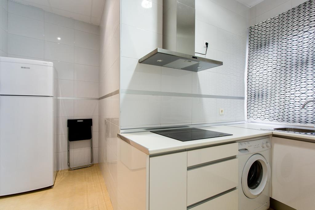 Apartamentos Alberto Lista 9 Sevilla Exteriör bild